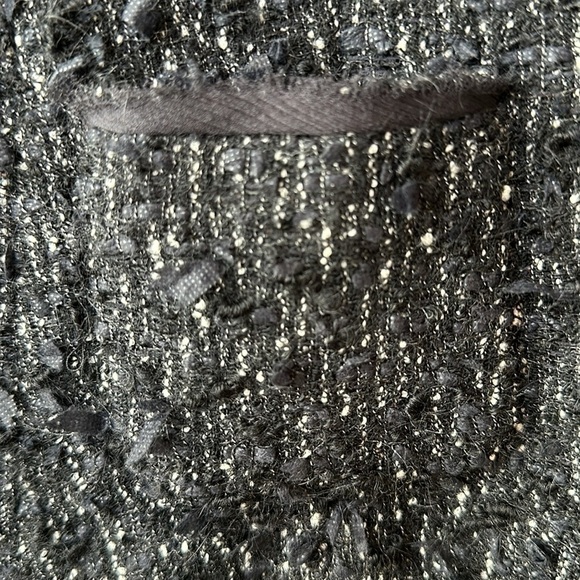 Elie Tahari Black Tweed Button-Up Blazer W/ Fringe Trim Sz Medium - Picture 5 of 16